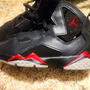 Jordan True Flight (2017)